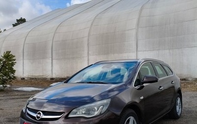 Opel Astra J, 2013 год, 690 000 рублей, 1 фотография