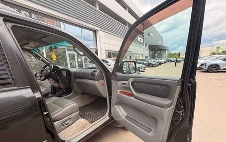 Toyota Land Cruiser 100 рестайлинг 2, 2002 год, 2 050 000 рублей, 12 фотография