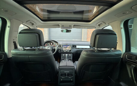 Volkswagen Touareg III, 2016 год, 2 700 000 рублей, 15 фотография