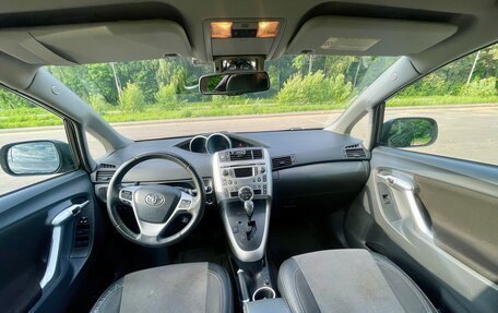 Toyota Verso I, 2011 год, 910 000 рублей, 9 фотография