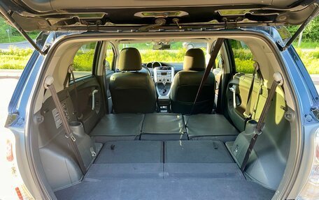 Toyota Verso I, 2011 год, 910 000 рублей, 15 фотография