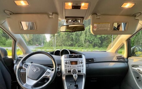 Toyota Verso I, 2011 год, 910 000 рублей, 16 фотография