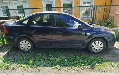 Ford Focus II рестайлинг, 2005 год, 230 000 рублей, 3 фотография