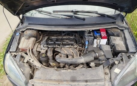 Ford Focus II рестайлинг, 2005 год, 230 000 рублей, 2 фотография
