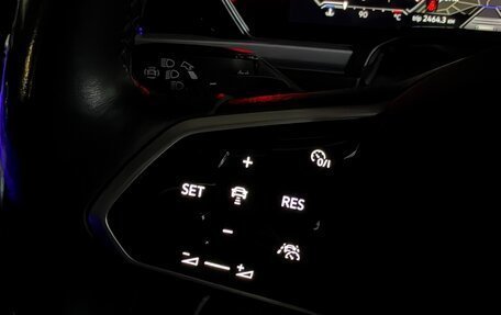 Volkswagen Touareg III, 2021 год, 7 750 000 рублей, 38 фотография