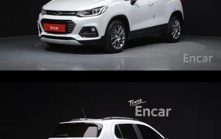 Chevrolet Trax, 2022 год, 1 299 000 рублей, 2 фотография