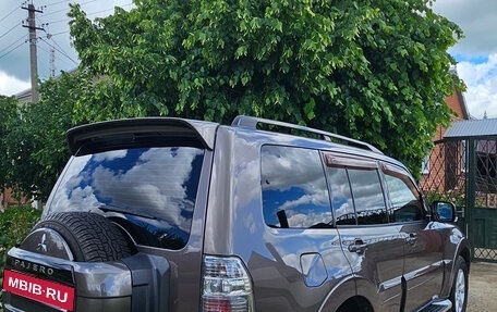 Mitsubishi Pajero IV, 2011 год, 2 600 000 рублей, 6 фотография