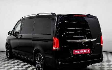 Mercedes-Benz V-Класс, 2018 год, 4 990 000 рублей, 8 фотография