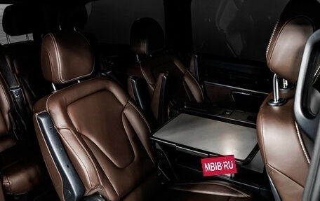 Mercedes-Benz V-Класс, 2018 год, 4 990 000 рублей, 18 фотография