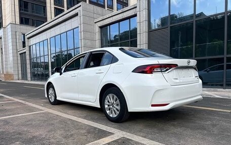 Toyota Corolla, 2022 год, 1 450 000 рублей, 7 фотография
