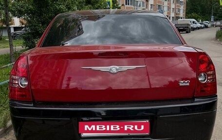 Chrysler 300C II, 2006 год, 900 000 рублей, 3 фотография