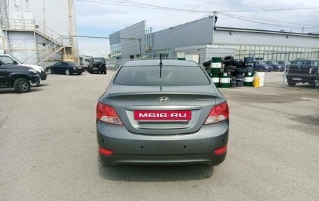 Hyundai Solaris II рестайлинг, 2012 год, 650 000 рублей, 4 фотография