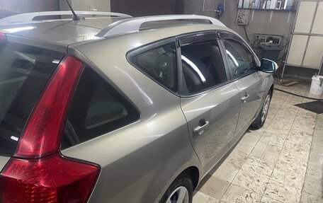 KIA cee'd I рестайлинг, 2010 год, 800 000 рублей, 3 фотография
