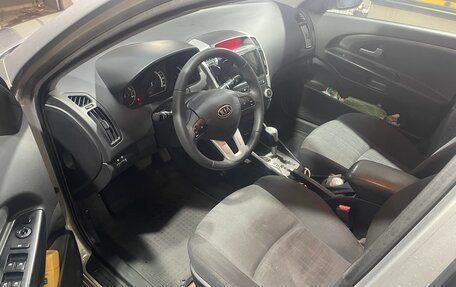 KIA cee'd I рестайлинг, 2010 год, 800 000 рублей, 7 фотография