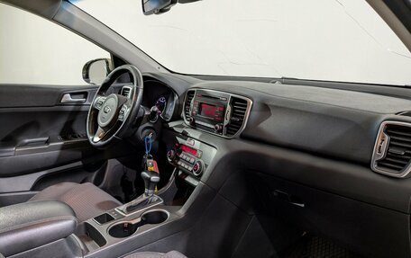 KIA Sportage IV рестайлинг, 2017 год, 1 750 000 рублей, 14 фотография