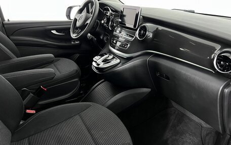 Mercedes-Benz V-Класс, 2019 год, 3 999 000 рублей, 12 фотография