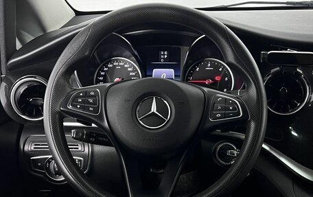 Mercedes-Benz V-Класс, 2019 год, 3 999 000 рублей, 16 фотография