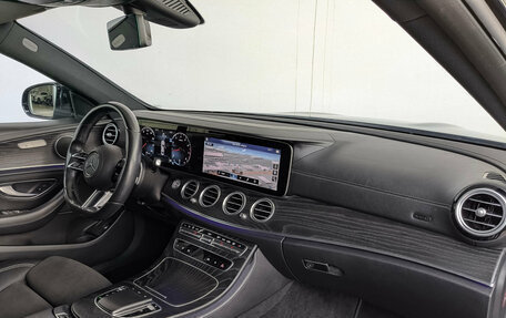 Mercedes-Benz E-Класс, 2020 год, 4 228 000 рублей, 13 фотография