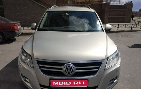 Volkswagen Tiguan I, 2010 год, 1 000 000 рублей, 1 фотография