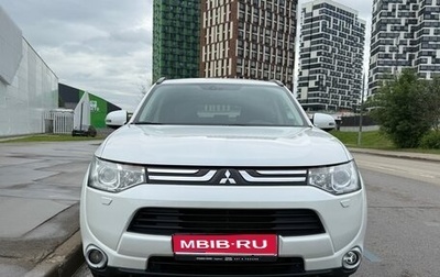 Mitsubishi Outlander III рестайлинг 3, 2013 год, 1 900 000 рублей, 1 фотография