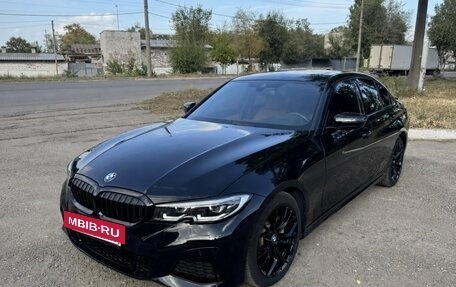 BMW 3 серия, 2020 год, 2 400 000 рублей, 2 фотография