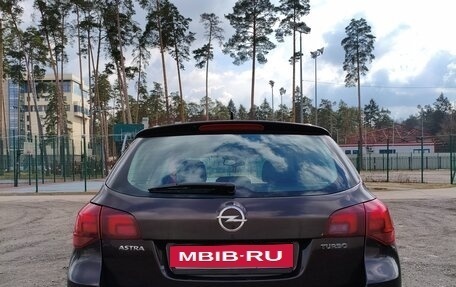 Opel Astra J, 2013 год, 690 000 рублей, 6 фотография