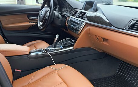 BMW 3 серия, 2012 год, 1 300 000 рублей, 8 фотография