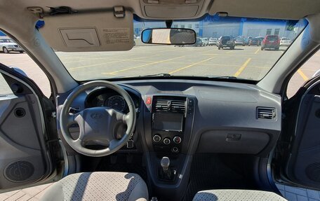 Hyundai Tucson III, 2005 год, 360 000 рублей, 24 фотография