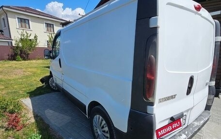 Renault Trafic, 2003 год, 570 000 рублей, 4 фотография