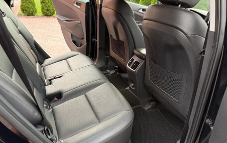 Hyundai Tucson III, 2018 год, 1 300 000 рублей, 20 фотография