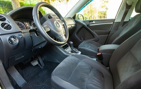 Volkswagen Tiguan I, 2013 год, 1 850 000 рублей, 8 фотография