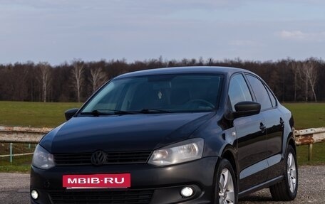 Volkswagen Polo VI (EU Market), 2014 год, 640 000 рублей, 2 фотография