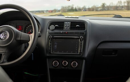 Volkswagen Polo VI (EU Market), 2014 год, 640 000 рублей, 15 фотография