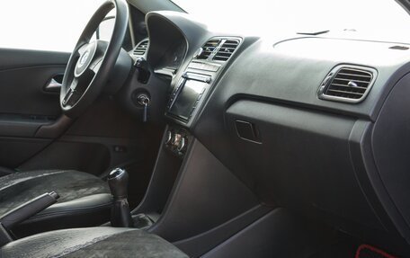 Volkswagen Polo VI (EU Market), 2014 год, 640 000 рублей, 13 фотография