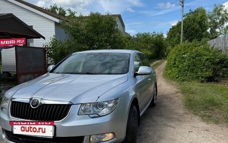 Skoda Superb III рестайлинг, 2012 год, 1 370 000 рублей, 2 фотография