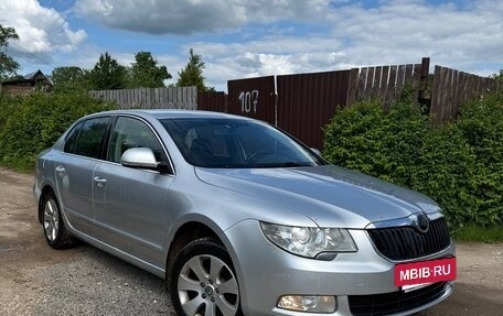 Skoda Superb III рестайлинг, 2012 год, 1 370 000 рублей, 3 фотография