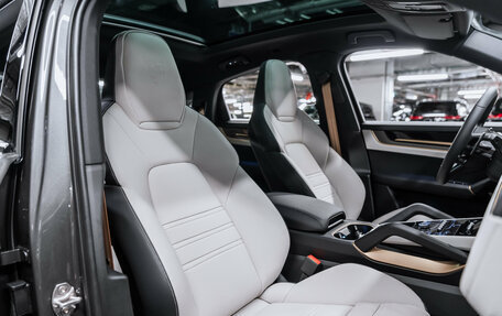 Porsche Cayenne III, 2026 год, 18 900 000 рублей, 19 фотография