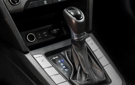 Hyundai Elantra VI рестайлинг, 2017 год, 1 149 900 рублей, 12 фотография