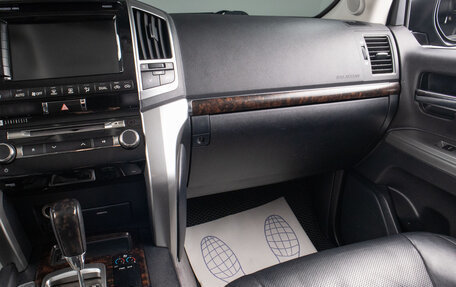 Toyota Land Cruiser 200, 2013 год, 3 899 000 рублей, 12 фотография
