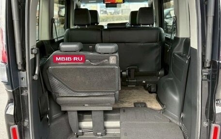 Honda Stepwgn IV, 2016 год, 1 590 000 рублей, 26 фотография