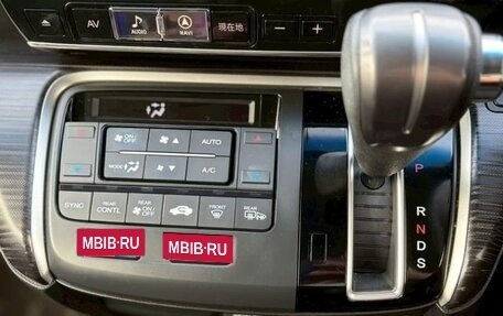 Honda Stepwgn IV, 2016 год, 1 590 000 рублей, 21 фотография