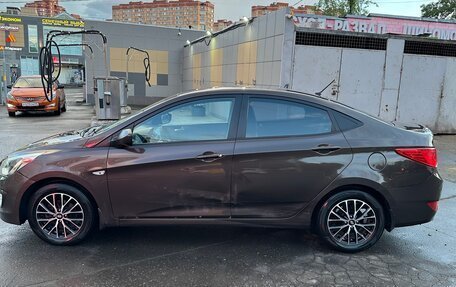 Hyundai Solaris II рестайлинг, 2016 год, 790 000 рублей, 3 фотография