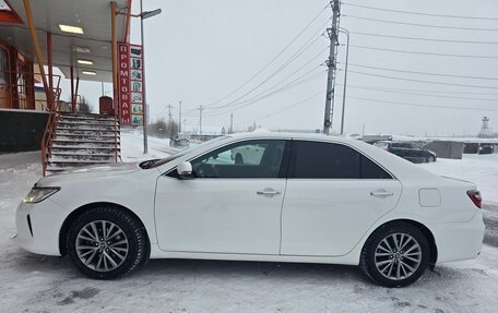 Toyota Camry, 2017 год, 2 100 000 рублей, 4 фотография