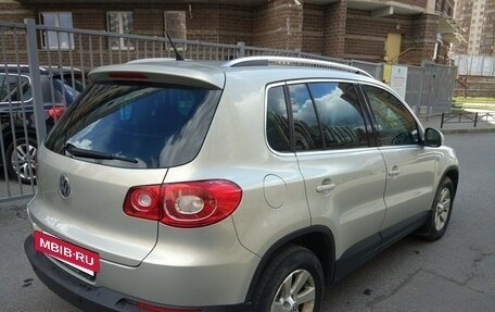 Volkswagen Tiguan I, 2010 год, 1 000 000 рублей, 3 фотография