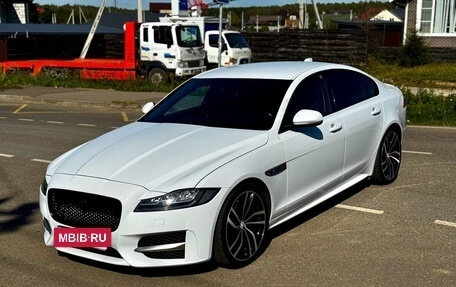 Jaguar XF II, 2016 год, 2 075 000 рублей, 8 фотография