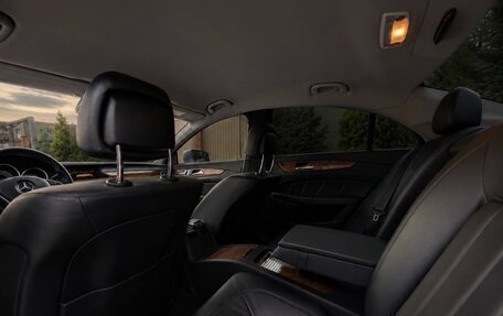 Mercedes-Benz CLS, 2011 год, 1 895 000 рублей, 14 фотография