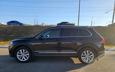 Volkswagen Tiguan II, 2017 год, 2 999 999 рублей, 3 фотография