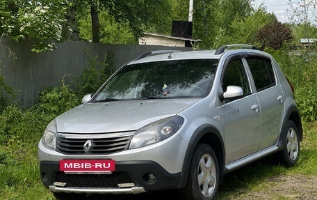 Renault Sandero II рестайлинг, 2014 год, 730 000 рублей, 3 фотография