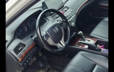Honda Crosstour I рестайлинг, 2012 год, 1 800 000 рублей, 8 фотография