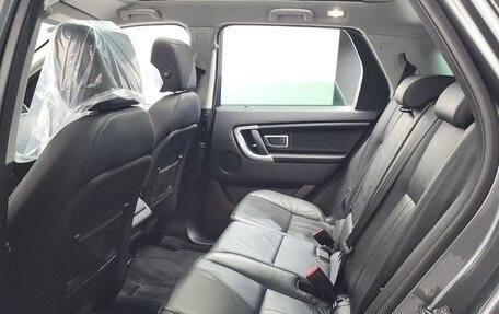 Land Rover Discovery Sport I рестайлинг, 2017 год, 1 810 000 рублей, 10 фотография